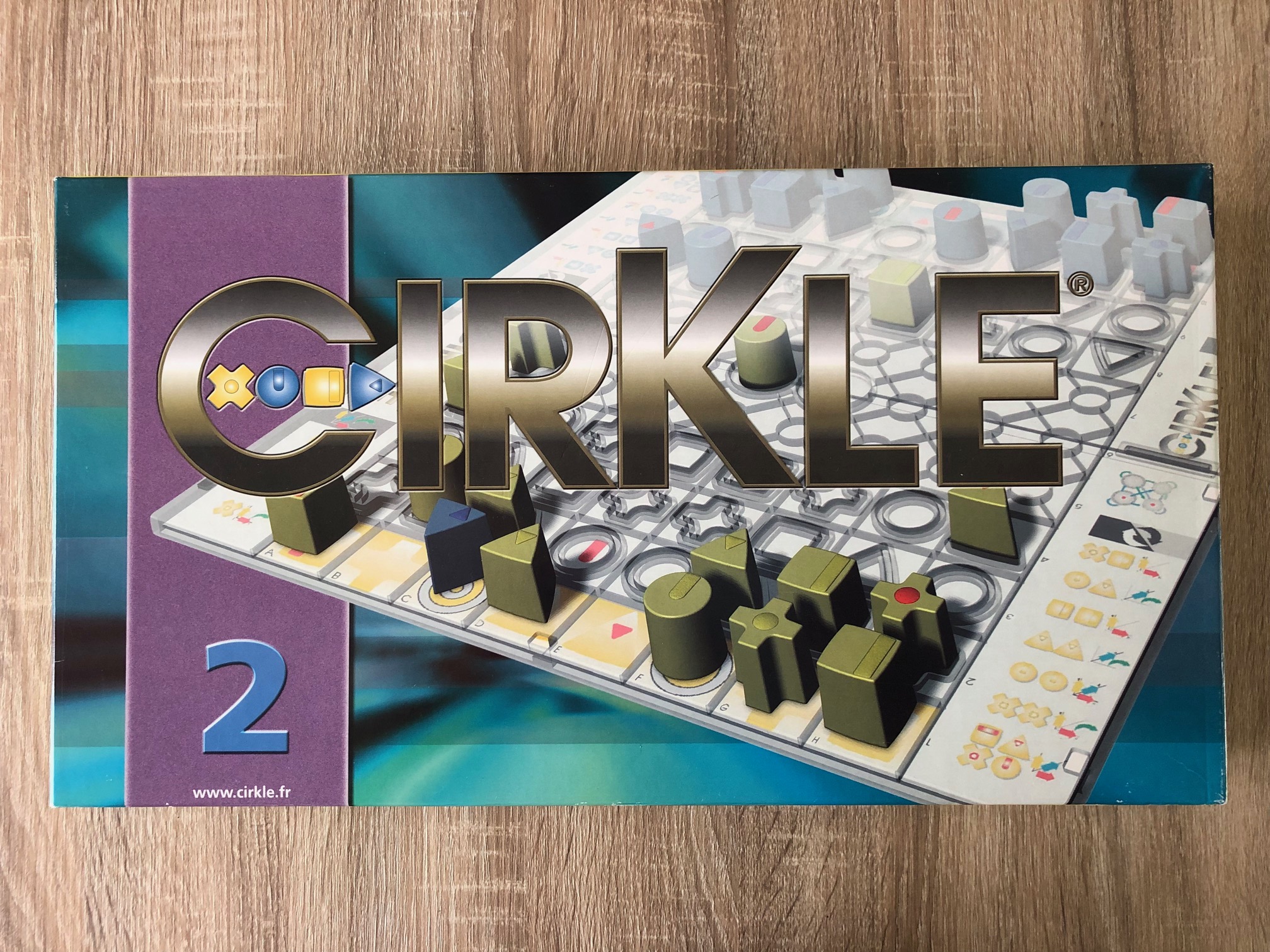 CIRKLE 2 / CIRKLE 4